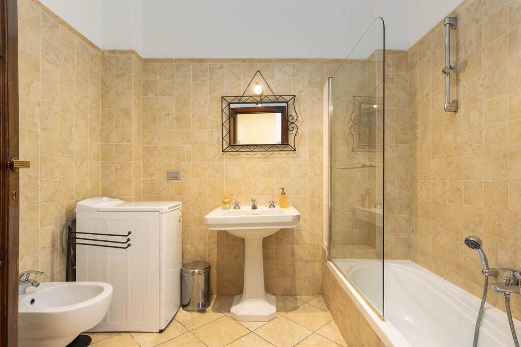 DuomoElegant Apartment In The Center Of Florencja Zewnętrze zdjęcie